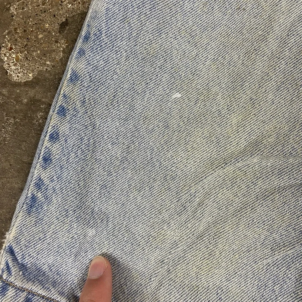 Levis paint stains